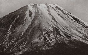 De Top van Fuji, een Telefoto vanuit Shoji door Herbert Ponting