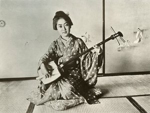 De Onmisbare Geisha, 1910