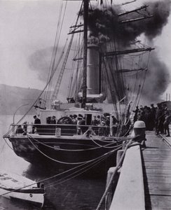 "Het kleine schip verliet Port Chalmers op de laatste etappe van haar reis"