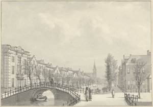 Gezicht op het Rapenburg te Leiden van de Nieuwsteegbrug, 1807
