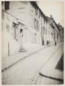 Een straat in Montmartre, Parijs, ca. 1890 door Hippolyte Blancard