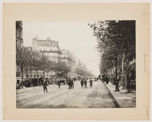 Een straat in Montmartre, Parijs, ca. 1890 (foto) door Hippolyte Blancard