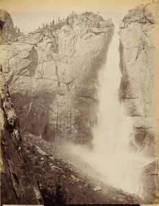 Upper Yosemite Falls, 1502 voet - (ogenblikkelijk) door I. W. Taber