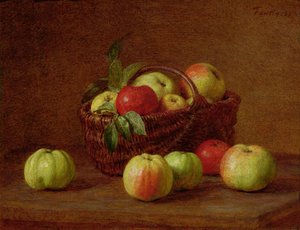 Appels in een mand en op een tafel