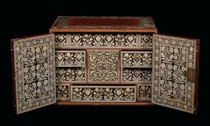 Mughal kabinet, Gujarat of Sindh, West-India door Indian School