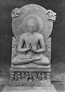 Onderwijzende Boeddha (Dharmacakra mudrā) (zandsteen)
