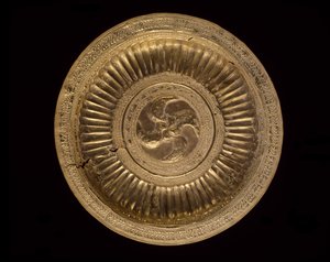 Schotel Pectoral, Molukken volkeren 19e eeuw (mogelijk eerder) door Indonesian School