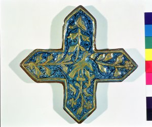 Kruisvormige tegel met bladgoud in de stijl van Takht-e Solaiman, 13e-14e eeuw