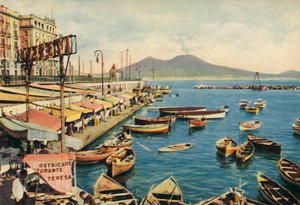 Napoli / Napels: Santa Lucia met de Vesuvius (gekleurde foto)