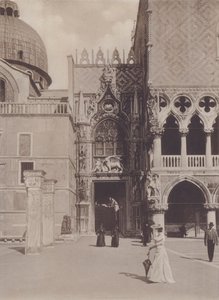 Porta Della Carta door Italian Photographer