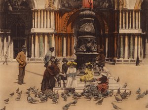 Venetië / Venice: Piccioni (ingekleurde foto)