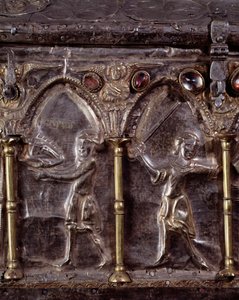 Ark van Barbarossa, met scènes uit het leven van St. Johannes de Doper (hout, zilverblad en stenen)
