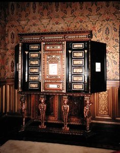 Kabinet gegeven aan Mary Queen of Scots (1542-87) en Francis II (1544-60) Dauphin van Frankrijk als huwelijksgeschenk