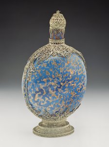 Vergulde Blauwe Fles Met Filigraanmontuur, Venetiaans (geblazen glas en zilver)