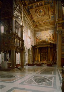 Gotische kunst: uitzicht op het pauselijke altaar boven het Tabernakel gemaakt door Giovanni di Stefano rond 1367, versierd met twaalf panelen beschilderd door Barna da Siena. 1367-1368. Basiliek van St. Jan van Lateranen door Italian School