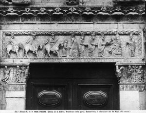 Portaal architraaf met 