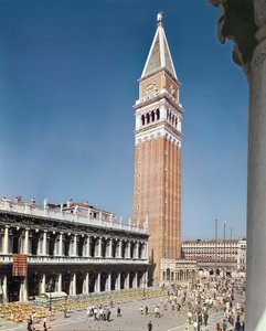 De Libreria Sansoviniana en campanile door Italian School
