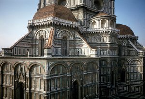 Uitzicht op de apsis van de kathedraal van Florence (Duomo Santa Maria del Fiore)