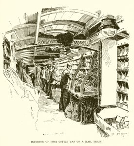 Interieur van postwagen in een posttrein