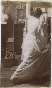Studie van een vrouwelijk model in draperie, op de rug gezien door Jacques Lalaing (attributed to)