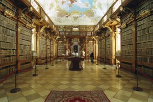 Uitzicht op de bibliotheek van de Abdij van Melk, gerealiseerd op een project van Jakob Prandtauer (1660-1726). Begin 18e eeuw. Oostenrijk door Jakob Prandtauer