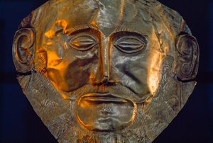 Een bronstijd begrafenismasker. Nationaal Archeologisch Museum, Athene, Griekenland