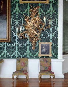 Zijstoelen en girandole, uit de Gallery Suite, gemaakt door James Pascall door James Pascall