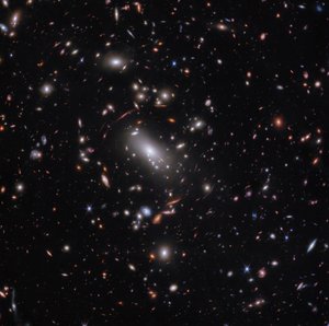 Sterrenstelselcluster MACS J1423 (opname met de NIRCam) door James Webb Space Telescope (NASA)