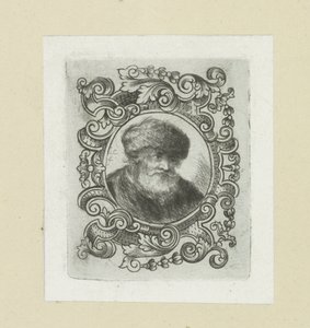 Oude man met bonthoed in ornamentrand