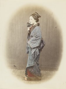 Japanse vrouw in traditionele kleding