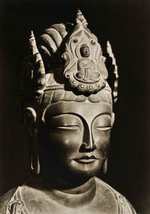 Yumechigai Kannon uit de vroege Nara-periode, Horyuji, Nara, Japan