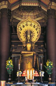 Beeld van Boeddha in de Shitennojiji-tempel, Kansai, Osaka, Japan, 6e eeuw