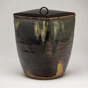 Takatori-ware waterpot (Mizusashi)
