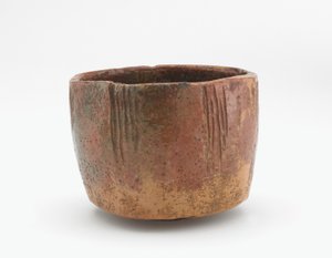 Theekom, kopie van Kaga Koetsu, genaamd Chigusa, Kyoto, Edo periode door Japanese School