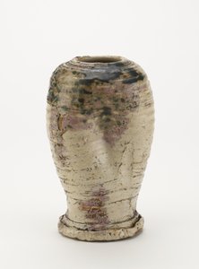 Vaas in Oribe stijl, waarschijnlijk Seto aardewerk 1800-80