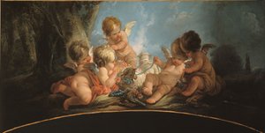 Groep van vijf geliefden die met twee schapen spelen