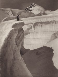 Zwitserland: De Jungfrau, Gletsjer Labyrint, de Rottalhorn op de achtergrond door Jean Gaberell
