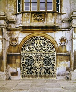 Poorten van Burghley House, 1710