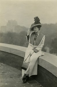 Viola Allen door Jessie Tarbox Beals