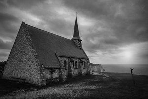Indrukwekkende kapel aan de kust door Jochen Bongaerts