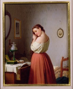 Jonge vrouw vlecht haar haar