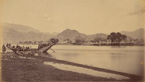 Lalpura, vanaf de veerboot door John Burke