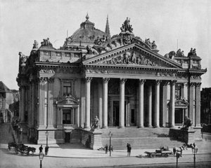 Beurs in Brussel, ca. 1900 (zw/w foto) door John Lawson Stoddard