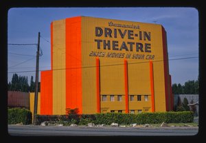 Duwamish Drive-in Theater, E. Marginal Way, Seattle, Washington, VS