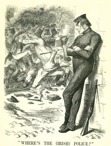 Waar is de (Ierse) politie?: William Gladstone, Britse premier, kijkt naar de onrust in Ierland en wacht om in te grijpen. In april werd een nieuwe Irish Peace Preservation Act aangenomen door het parlement. John Tenniel cartoon uit Punch, Londen door John Tenniel