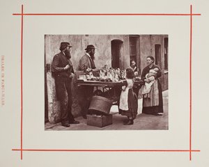 Handelaar in luxeartikelen, 1877 door John Thomson