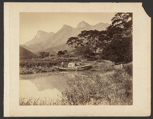  door John Thomson