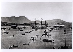 Uitzicht op de haven, Hong Kong, uit 