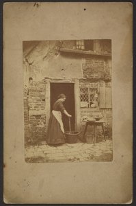 [Woman in doorway]