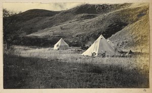 Razavi Khorasan Provincie, Iran, ca. 1908 (zw/w foto) door John Williams Watson